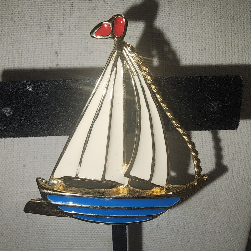 Vintage Goldtone Sailboat Brooch with White Blue and Red Enamel Accents - Picture 2 of 4